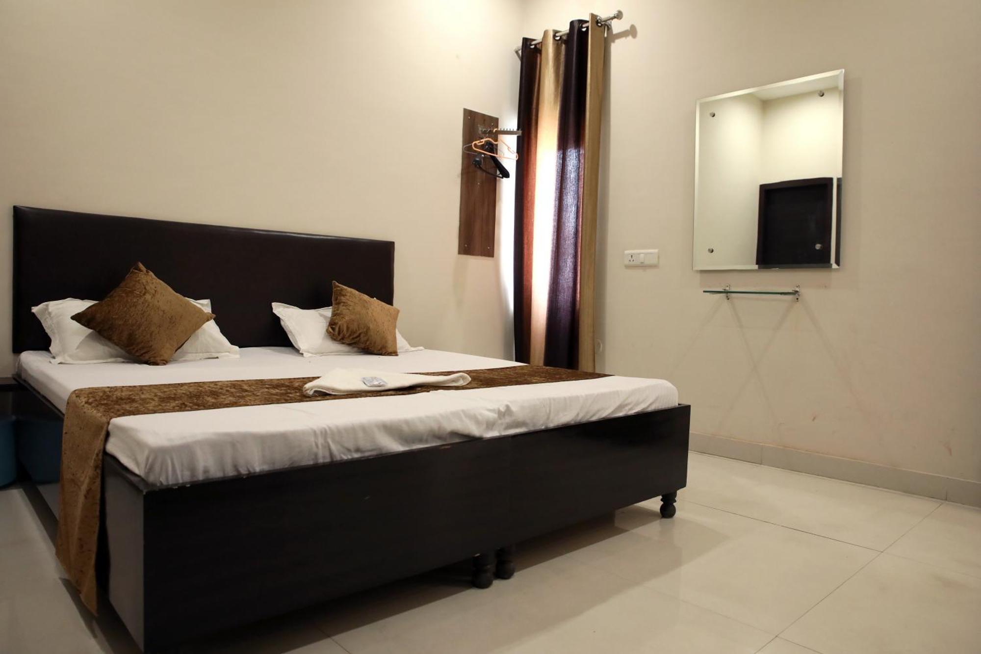 Aspire Rooms 712 Ludhiana Zewnętrze zdjęcie